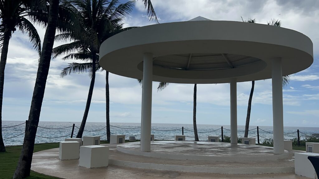 Cliffside Gazebo view with ocean and palm trees in view